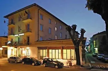 Hotell Impero 3*